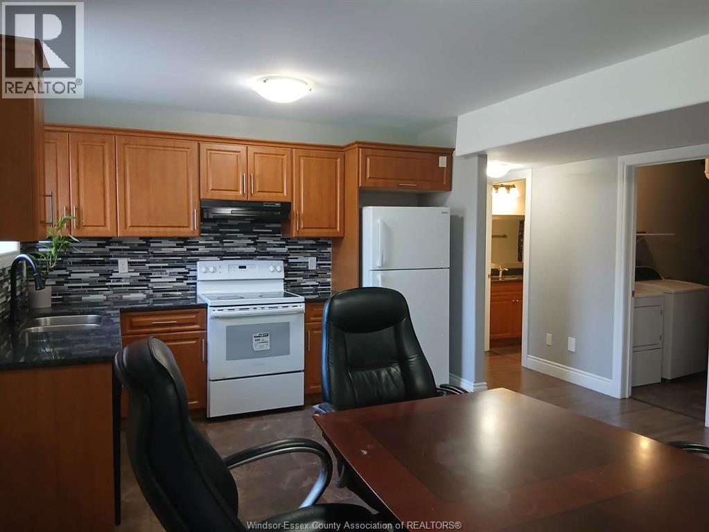 1926 Mark Avenue, Windsor, Ontario  N9B 0B9 - Photo 11 - 26024171