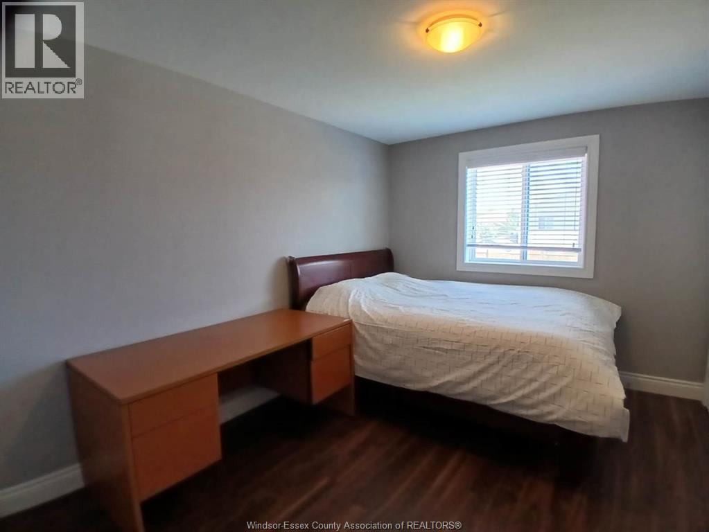 1926 Mark Avenue, Windsor, Ontario  N9B 0B9 - Photo 9 - 26024171