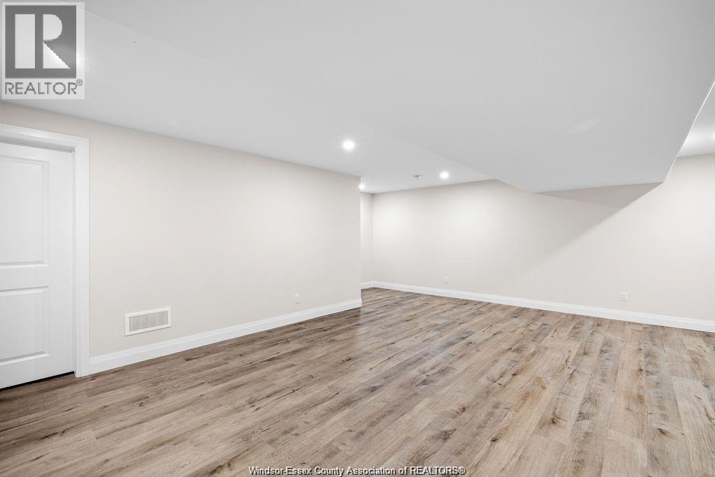 7558 Silverleaf Lane, Lasalle, Ontario  N9H 1H3 - Photo 33 - 26024170