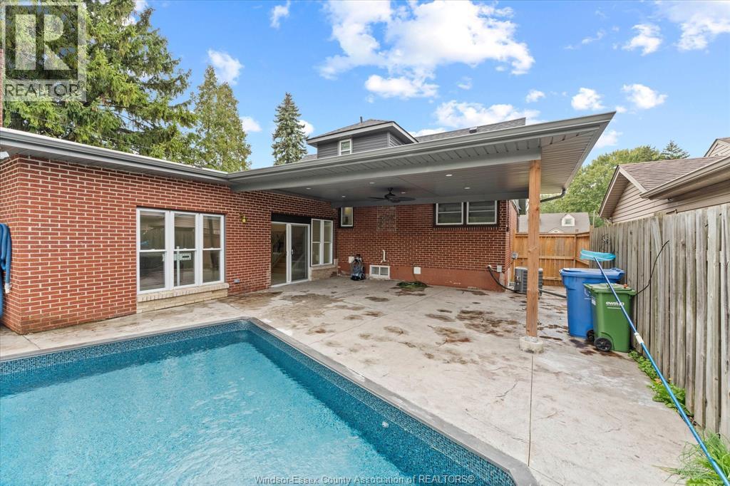 2858 Dandurand, Windsor, Ontario  N9E 2E4 - Photo 36 - 26024169