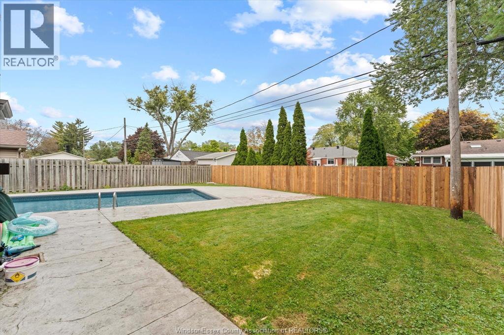 2858 Dandurand, Windsor, Ontario  N9E 2E4 - Photo 37 - 26024169