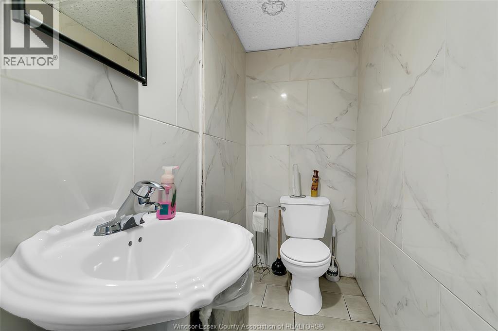 93 Erie Street South, Leamington, Ontario  N8H 3B4 - Photo 12 - 26024179