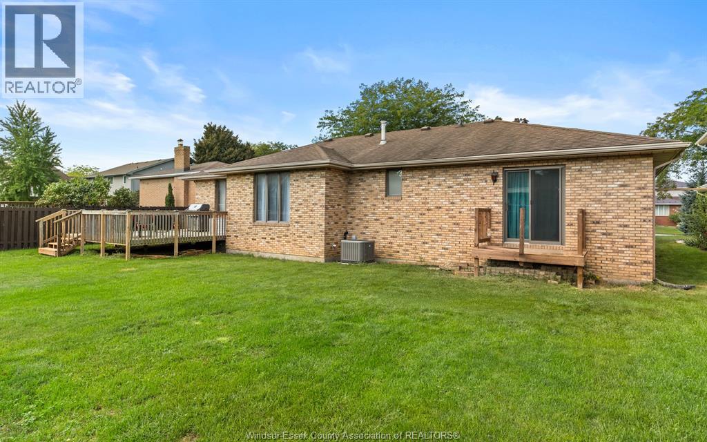 1748 Hebert Street, Tecumseh, Ontario  N8N 4G2 - Photo 32 - 26024102