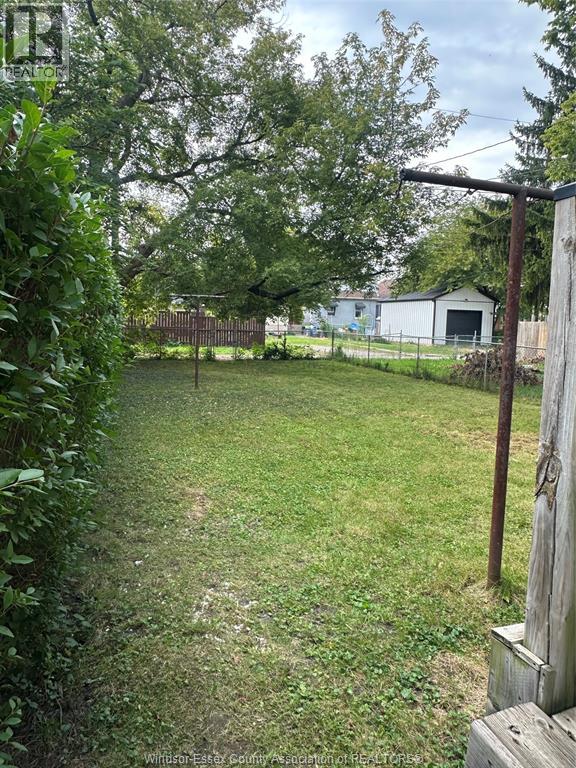 1577 Moy Avenue, Windsor, Ontario  N8X 1J4 - Photo 3 - 26024181