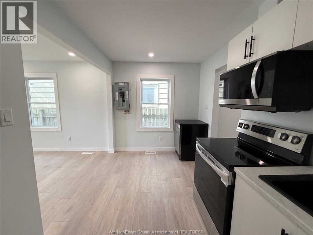 3847 Matchett Road, Windsor, Ontario  N9C 2A3 - Photo 11 - 26024197