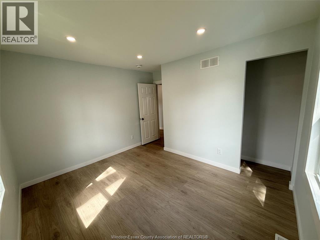 3847 Matchett Road, Windsor, Ontario  N9C 2A3 - Photo 17 - 26024197