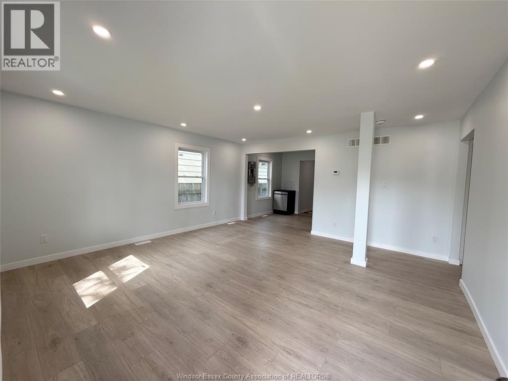 3847 Matchett Road, Windsor, Ontario  N9C 2A3 - Photo 6 - 26024197