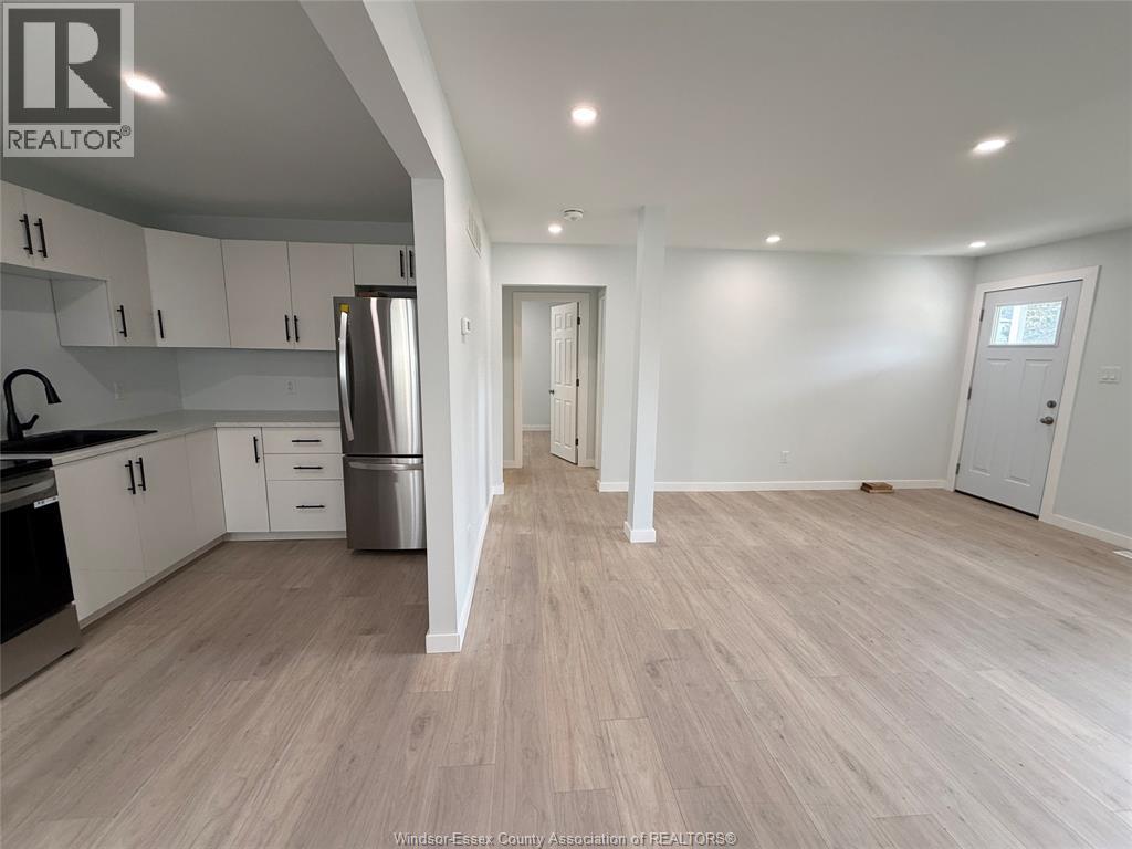 3847 Matchett Road, Windsor, Ontario  N9C 2A3 - Photo 7 - 26024197