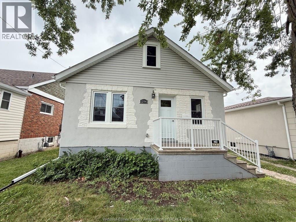 1296 Laurendeau Avenue, Windsor, Ontario  N8Y 4B5 - Photo 1 - 26024196