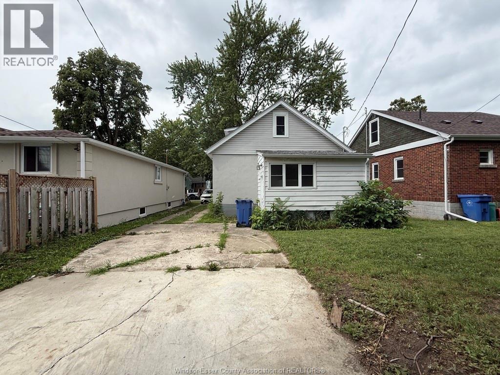1296 Laurendeau Avenue, Windsor, Ontario  N8Y 4B5 - Photo 2 - 26024196