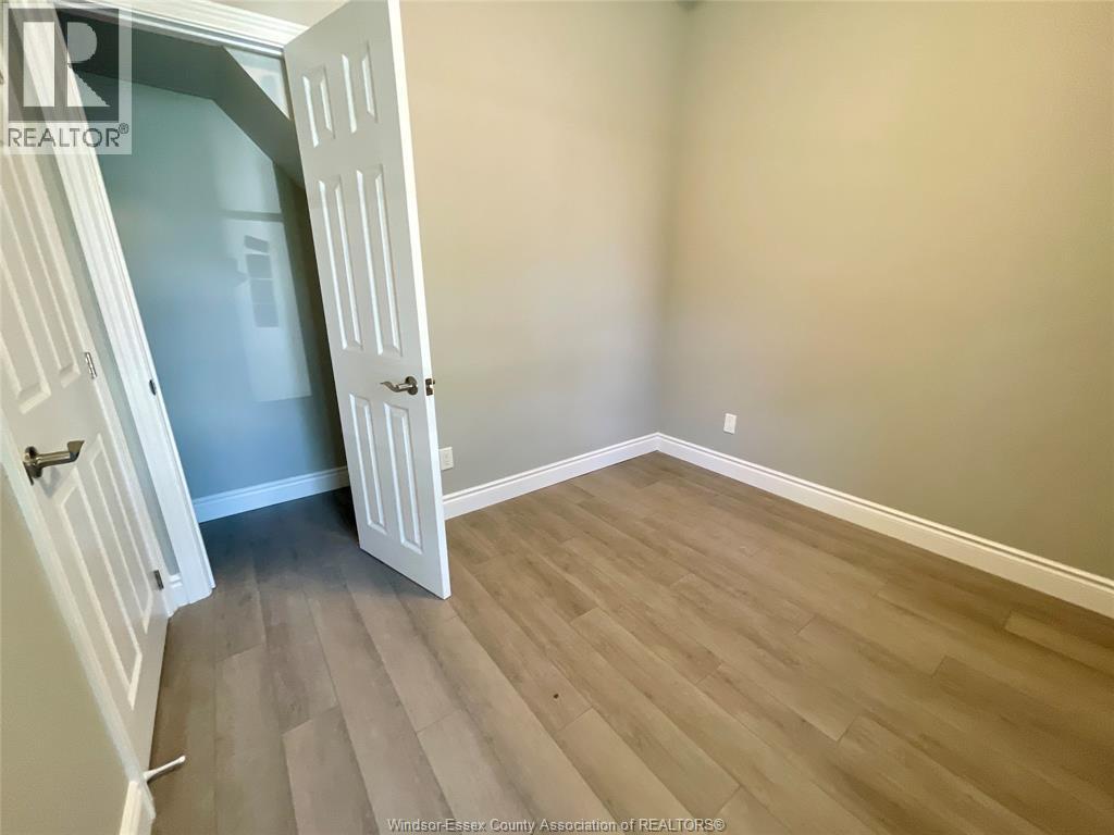 449 Ellis Street West, Windsor, Ontario  N8X 1B1 - Photo 10 - 26024192