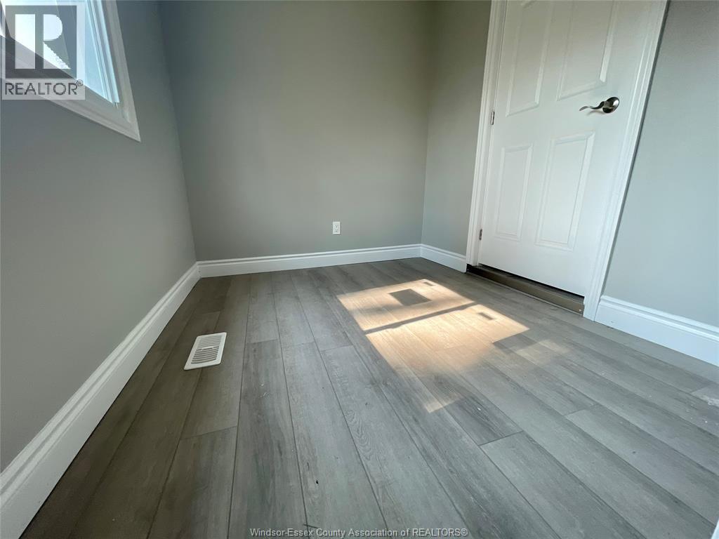 449 Ellis Street West, Windsor, Ontario  N8X 1B1 - Photo 13 - 26024192