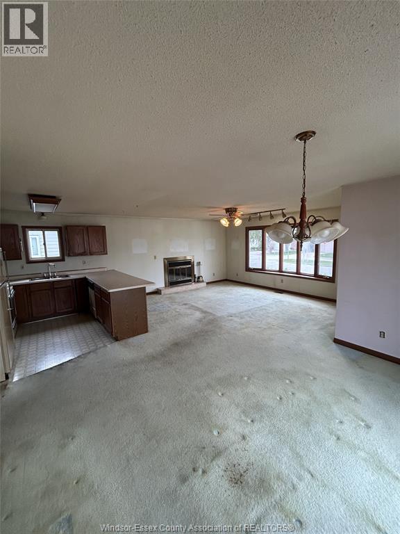 79 Parkside, Mcgregor, Ontario  N0R 1J0 - Photo 3 - 26024172