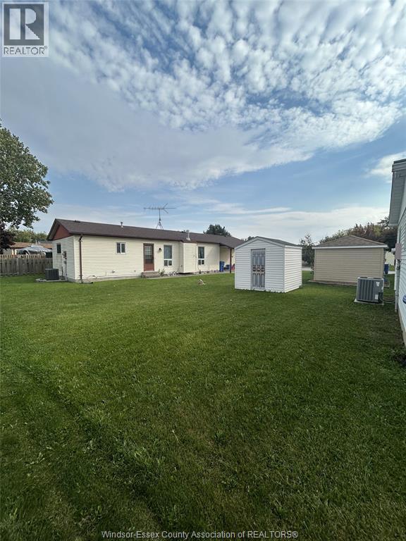79 Parkside, Mcgregor, Ontario  N0R 1J0 - Photo 8 - 26024172