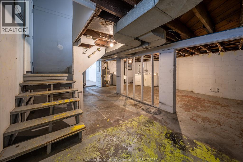 1076 Dougall Avenue Unit# Main, Windsor, Ontario  N9A 4R5 - Photo 18 - 26024031