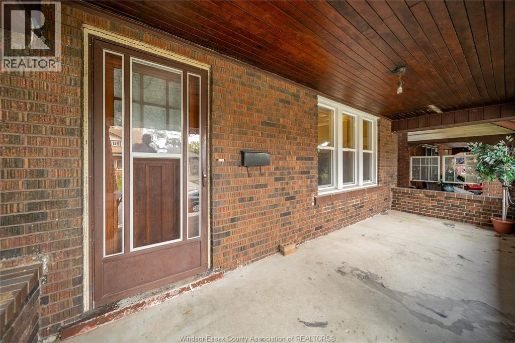 1076 Dougall Avenue Unit# Main, Windsor, Ontario  N9A 4R5 - Photo 21 - 26024031