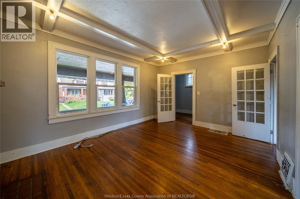 1076 Dougall Avenue Unit# Main, Windsor, Ontario  N9A 4R5 - Photo 3 - 26024031