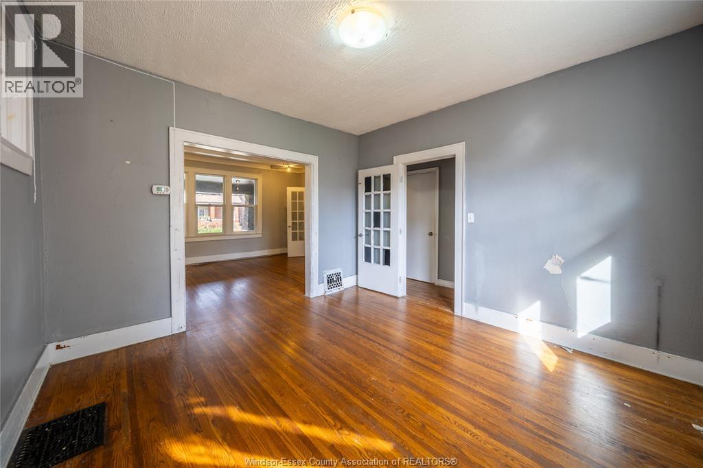 1076 Dougall Avenue Unit# Main, Windsor, Ontario  N9A 4R5 - Photo 5 - 26024031