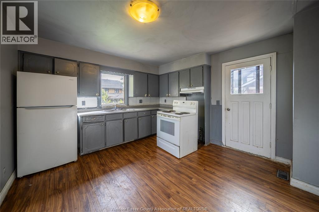 1076 Dougall Avenue Unit# Main, Windsor, Ontario  N9A 4R5 - Photo 6 - 26024031