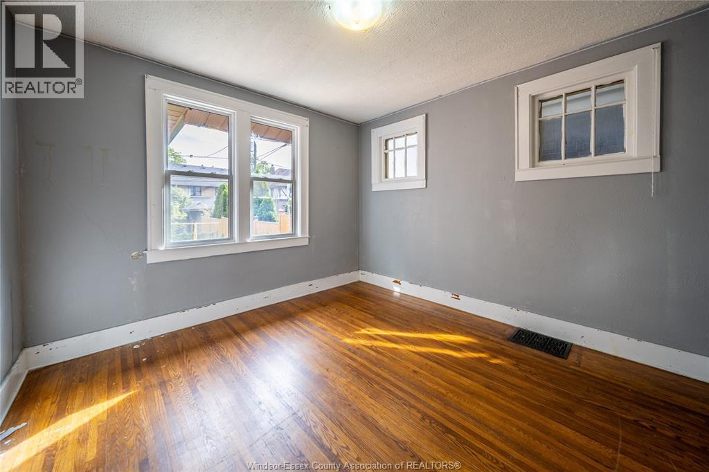 1076 Dougall Avenue Unit# Main, Windsor, Ontario  N9A 4R5 - Photo 8 - 26024031