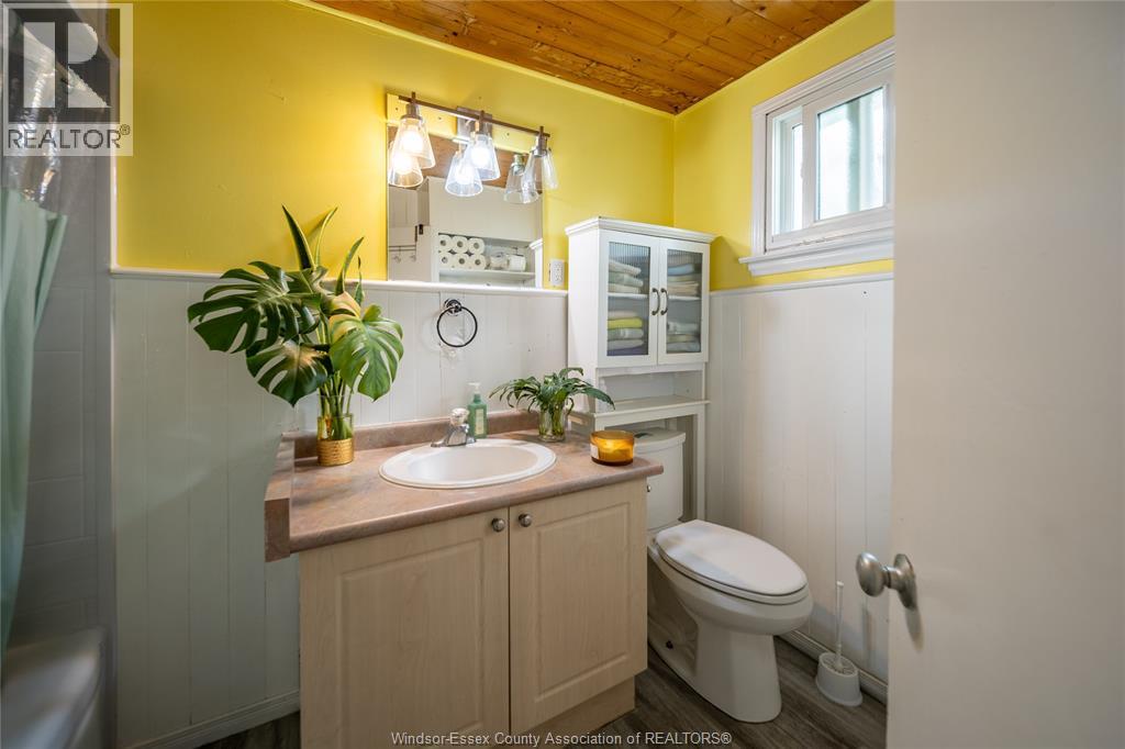 1497 Everts, Windsor, Ontario  N9B 3E2 - Photo 10 - 26024033