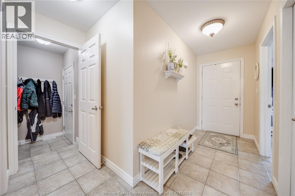 1971 Luxury Avenue, Windsor, Ontario  N8P 1W9 - Photo 5 - 26024150
