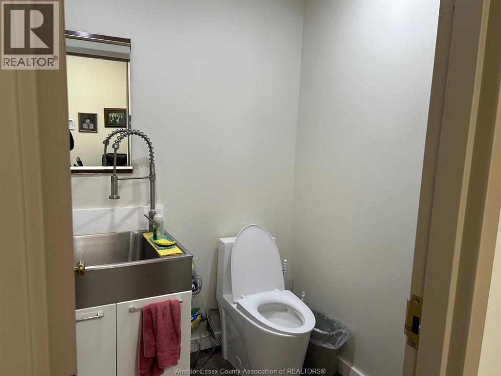 215 Eugenie Street West Unit# 280, Windsor, Ontario  N8X 2X7 - Photo 9 - 26024245