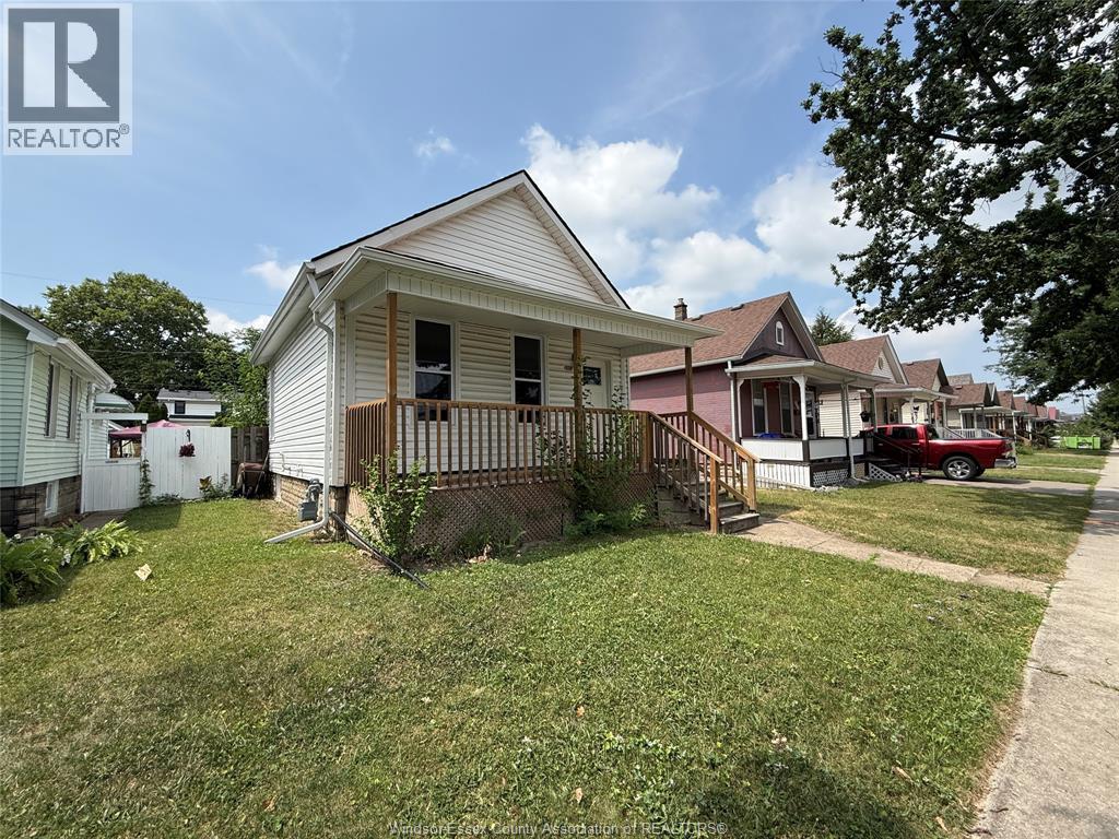 1539 Windermere Road, Windsor, Ontario  N8Y 3G2 - Photo 3 - 26024203