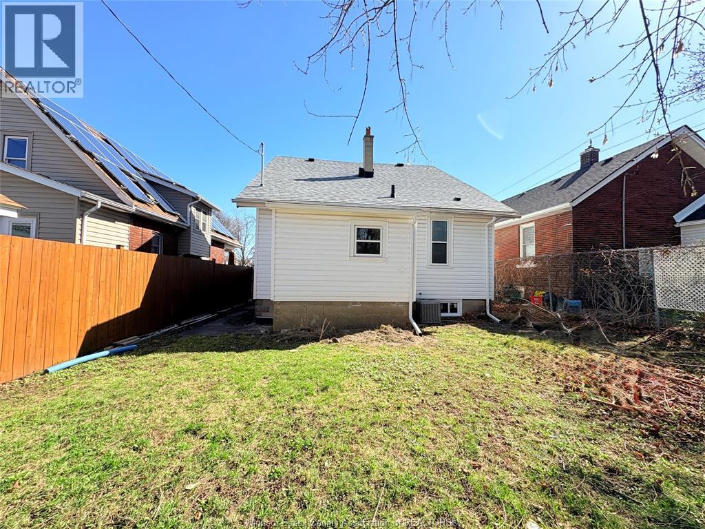 1489 Windermere Road, Windsor, Ontario  N8Y 3G1 - Photo 2 - 26024205