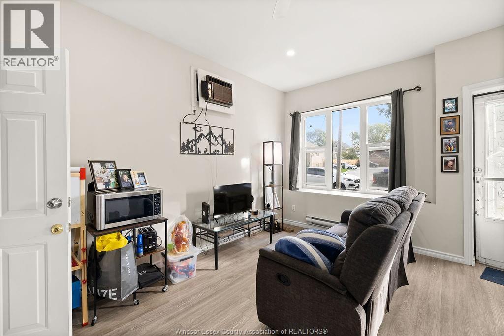 1537 Howard, Windsor, Ontario  N8X 3T5 - Photo 4 - 26024274