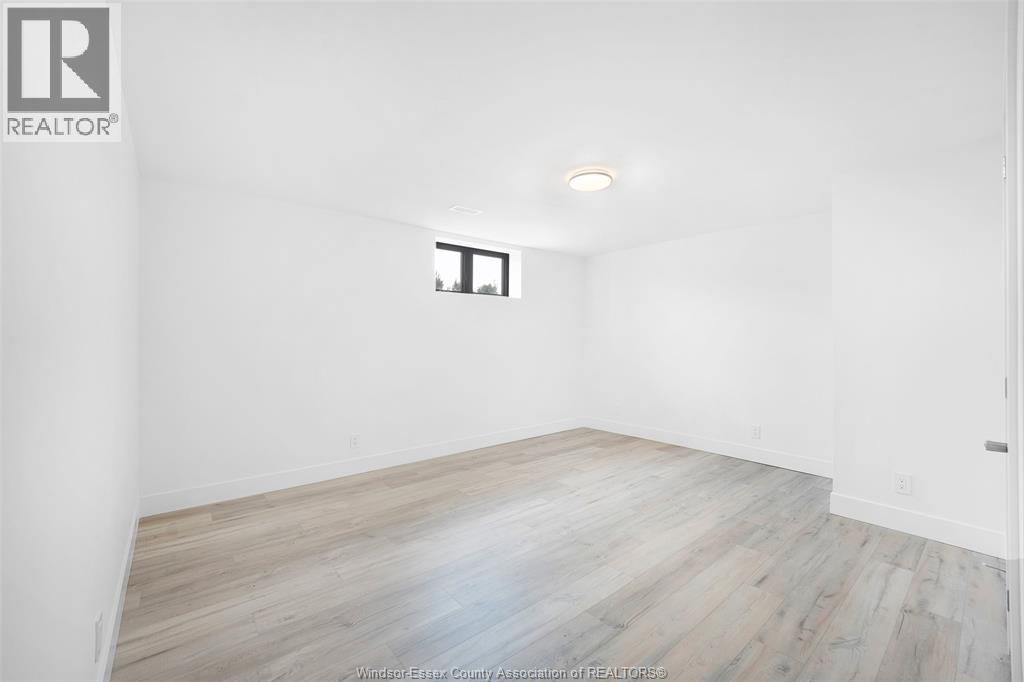 2 Pebble Beach Court, Leamington, Ontario  N8H 0G1 - Photo 37 - 26024294