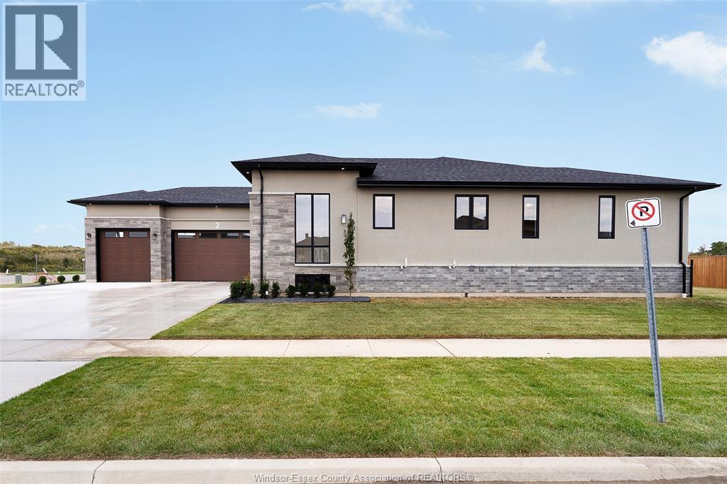 2 Pebble Beach Court, Leamington, Ontario  N8H 0G1 - Photo 4 - 26024294
