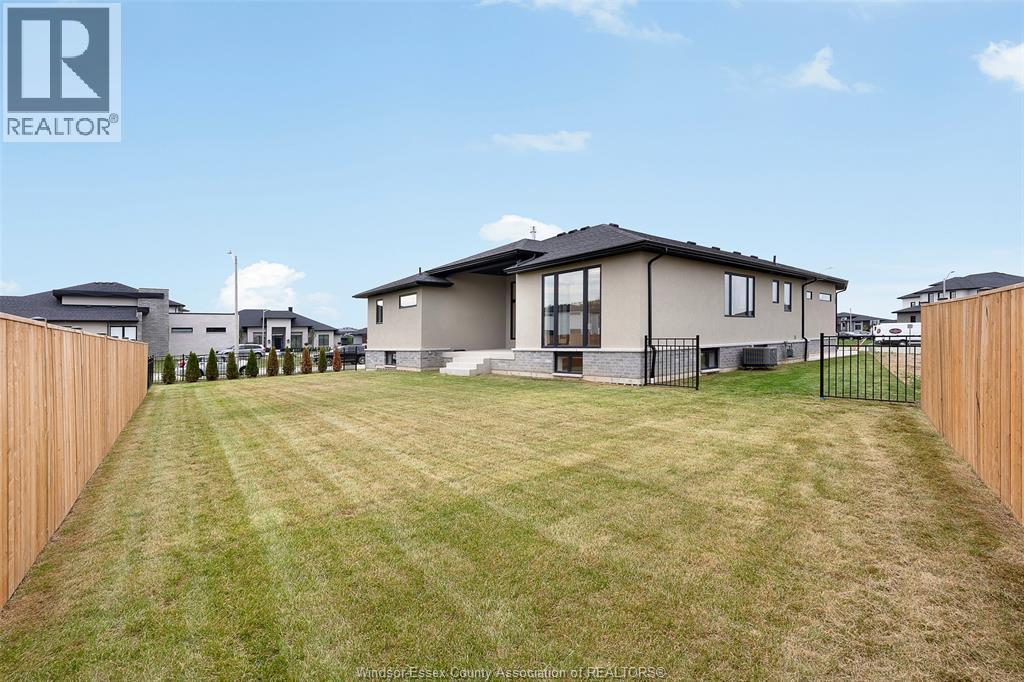 2 Pebble Beach Court, Leamington, Ontario  N8H 0G1 - Photo 47 - 26024294