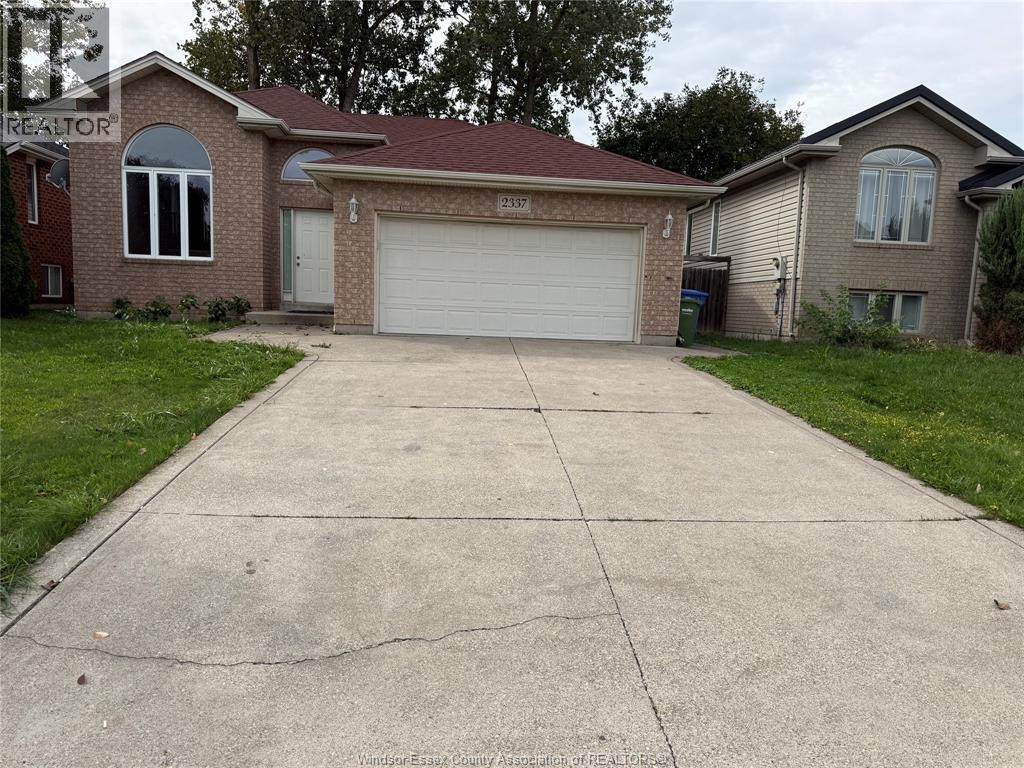 2337 Askin, Windsor, Ontario  N9E 4Y2 - Photo 1 - 26024248