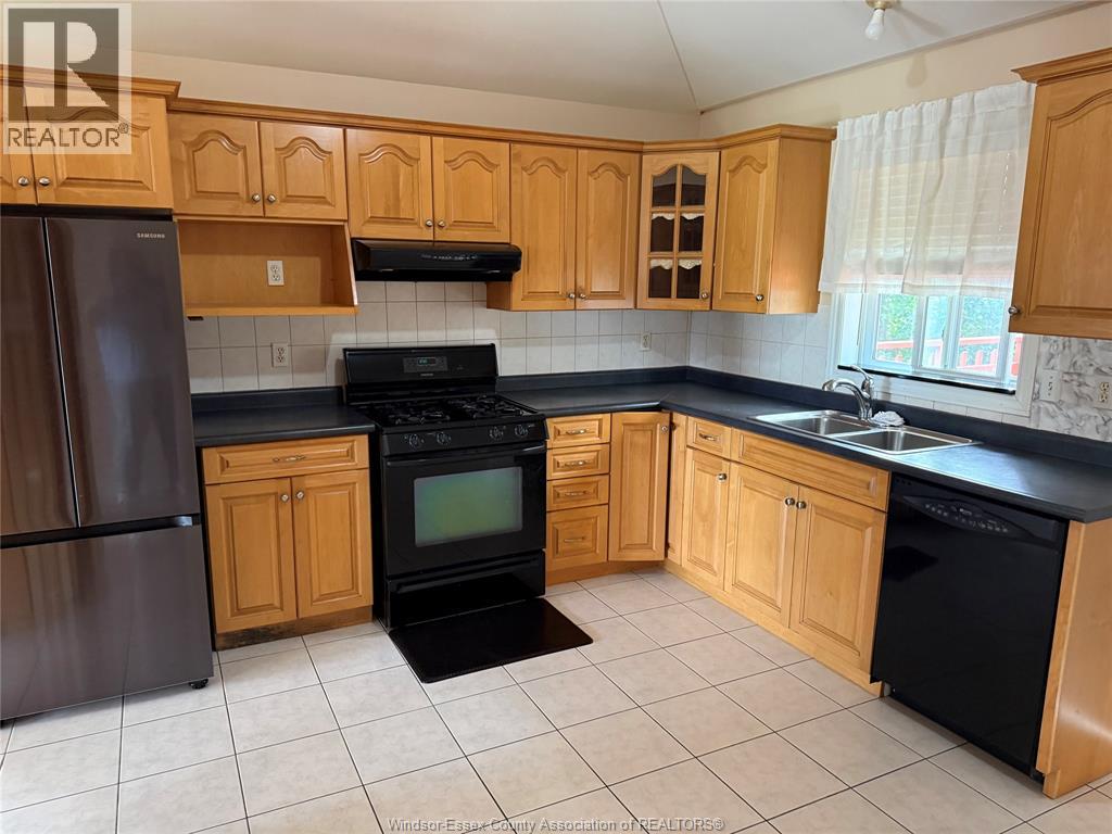 2337 Askin, Windsor, Ontario  N9E 4Y2 - Photo 4 - 26024248