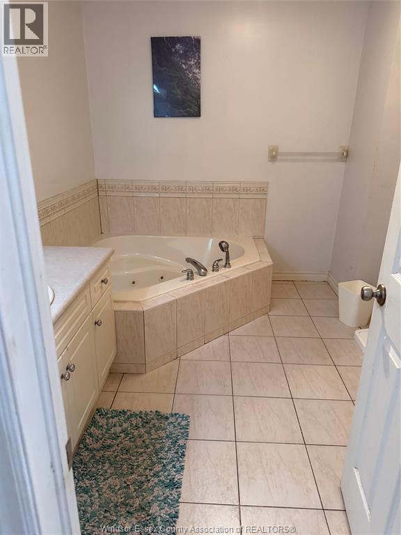 2337 Askin, Windsor, Ontario  N9E 4Y2 - Photo 6 - 26024248