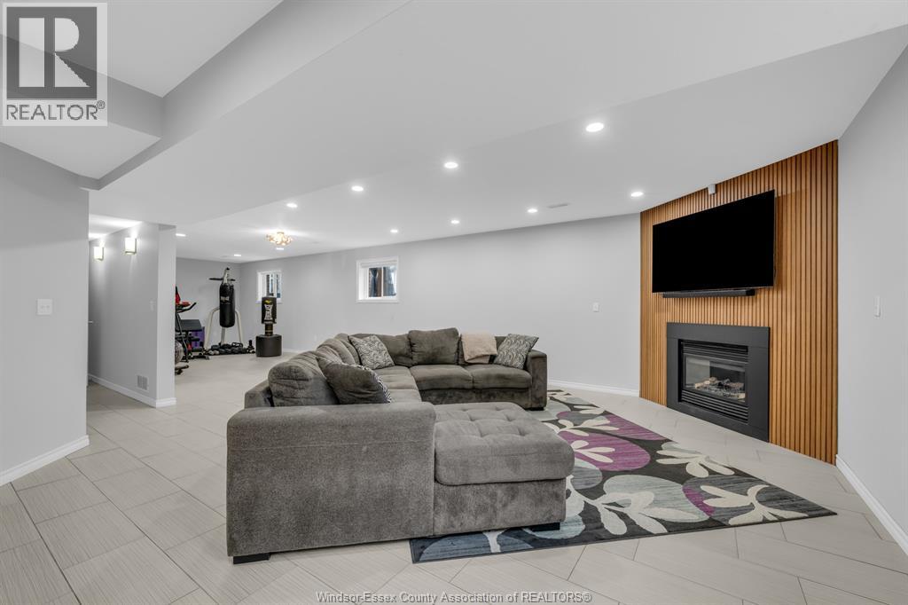 389 Donlon, Lasalle, Ontario  N9J 3Y2 - Photo 28 - 26024322