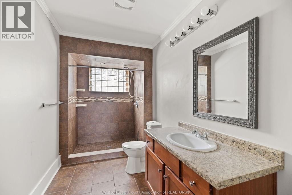 1044 Parent Avenue Unit# Upper, Windsor, Ontario  N9A 2E5 - Photo 15 - 26024341