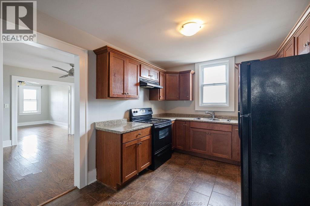 1044 Parent Avenue Unit# Upper, Windsor, Ontario  N9A 2E5 - Photo 8 - 26024341