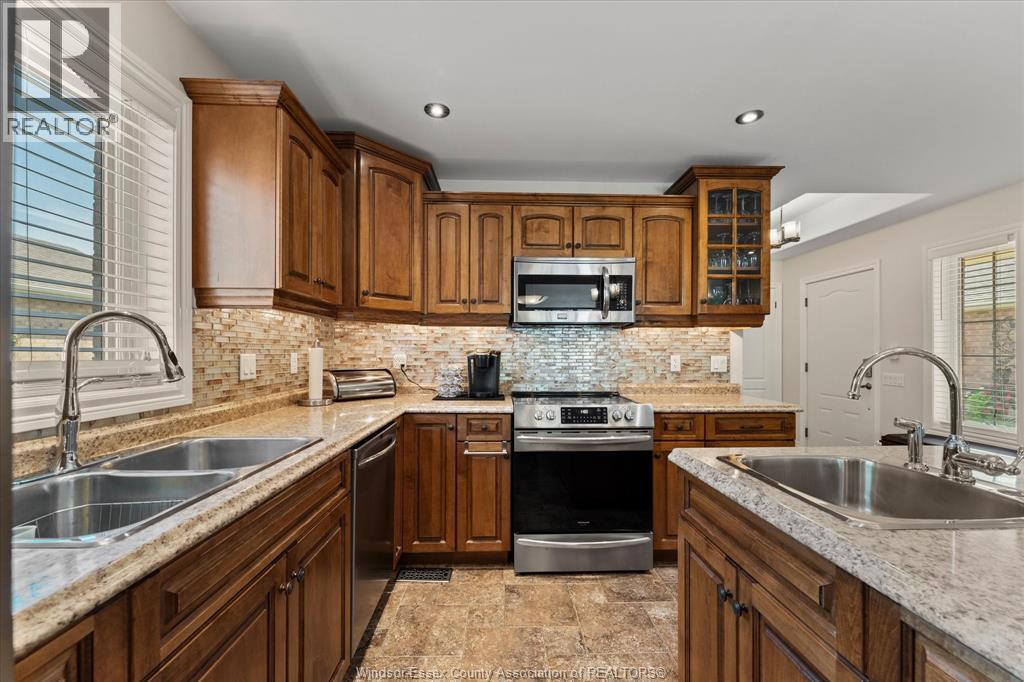 523 Golfview, Amherstburg, Ontario  N9V 2Y9 - Photo 10 - 26024329