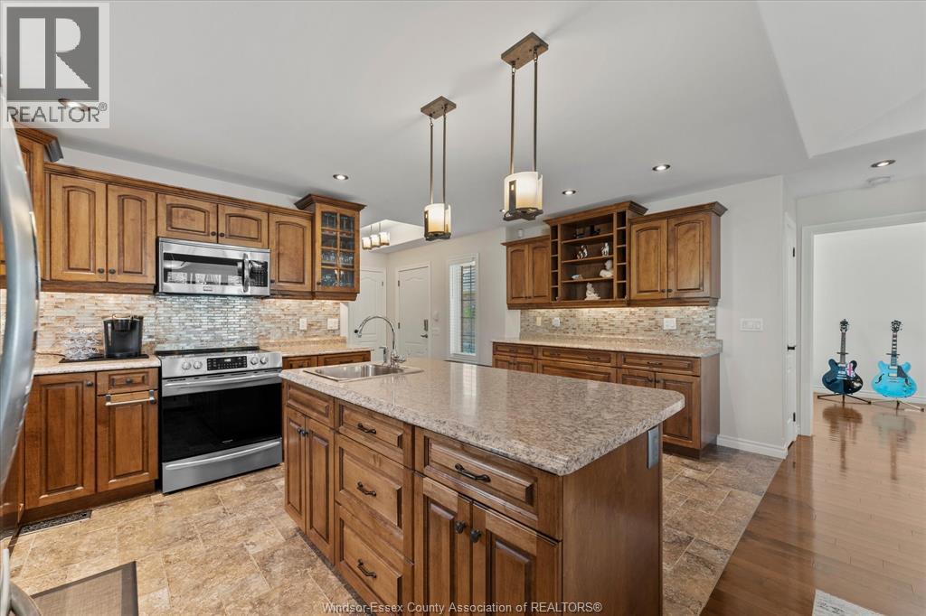523 Golfview, Amherstburg, Ontario  N9V 2Y9 - Photo 11 - 26024329