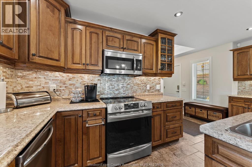 523 Golfview, Amherstburg, Ontario  N9V 2Y9 - Photo 14 - 26024329