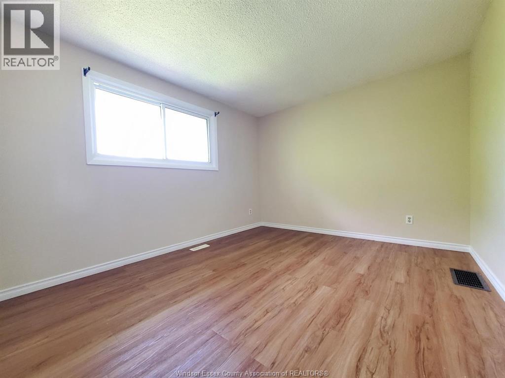 114 Lillian Drive Unit# B, Waterloo, Ontario  N2J 4J9 - Photo 3 - 26024223