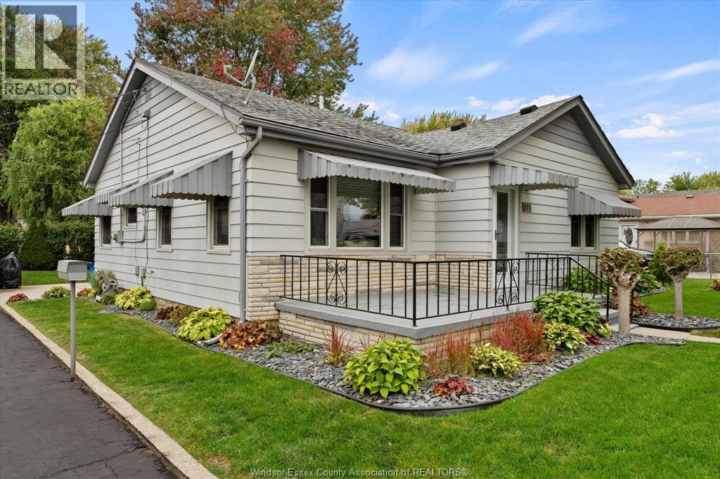276 Brock, Amherstburg, Ontario  N9V 2H6 - Photo 4 - 26024359