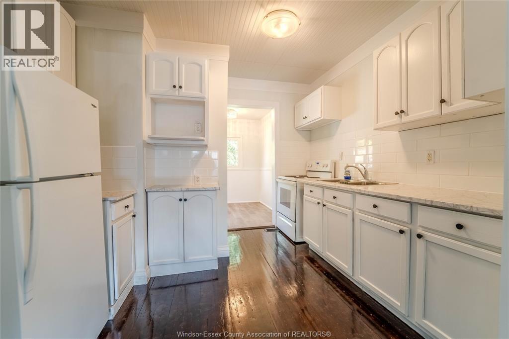 966 Curry Avenue, Windsor, Ontario  N9B 2C5 - Photo 5 - 26024355
