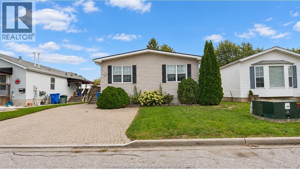 62 Malden Hill Drive, Amherstburg, Ontario  N9V 3E1 - Photo 2 - 26023966