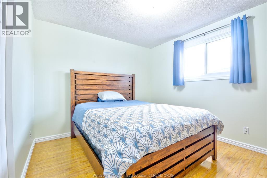 3325 Dolphin Court, Windsor, Ontario  N8R 2G7 - Photo 13 - 26024417