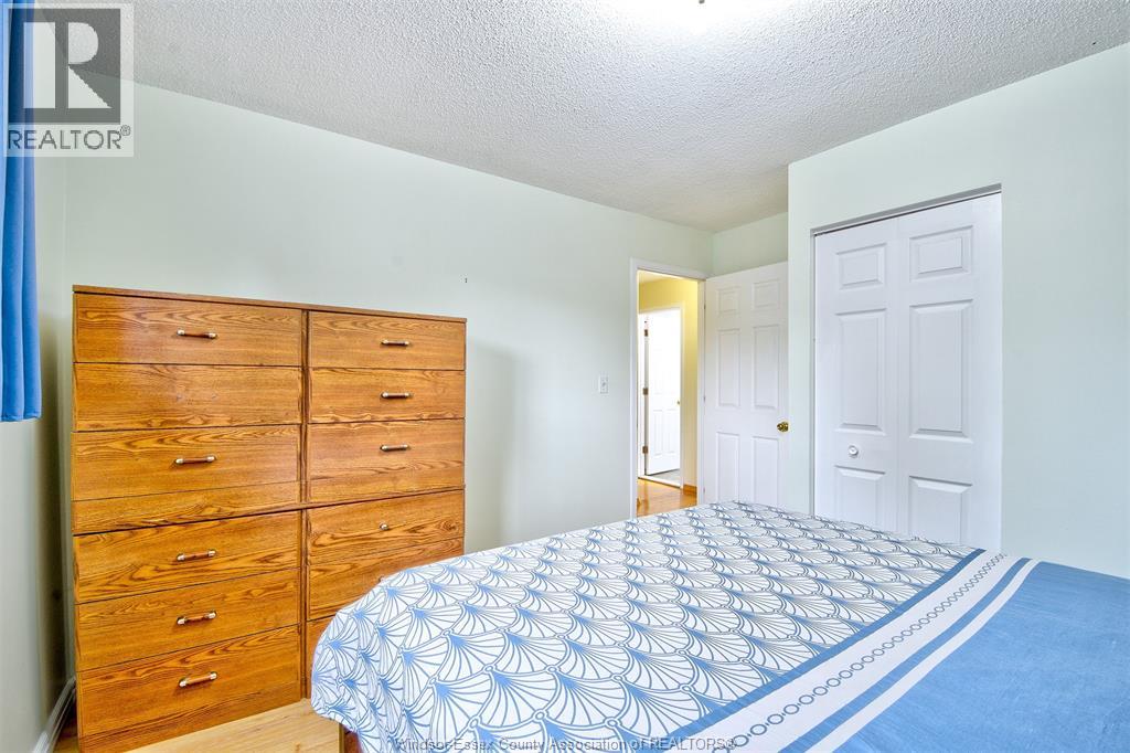 3325 Dolphin Court, Windsor, Ontario  N8R 2G7 - Photo 14 - 26024417