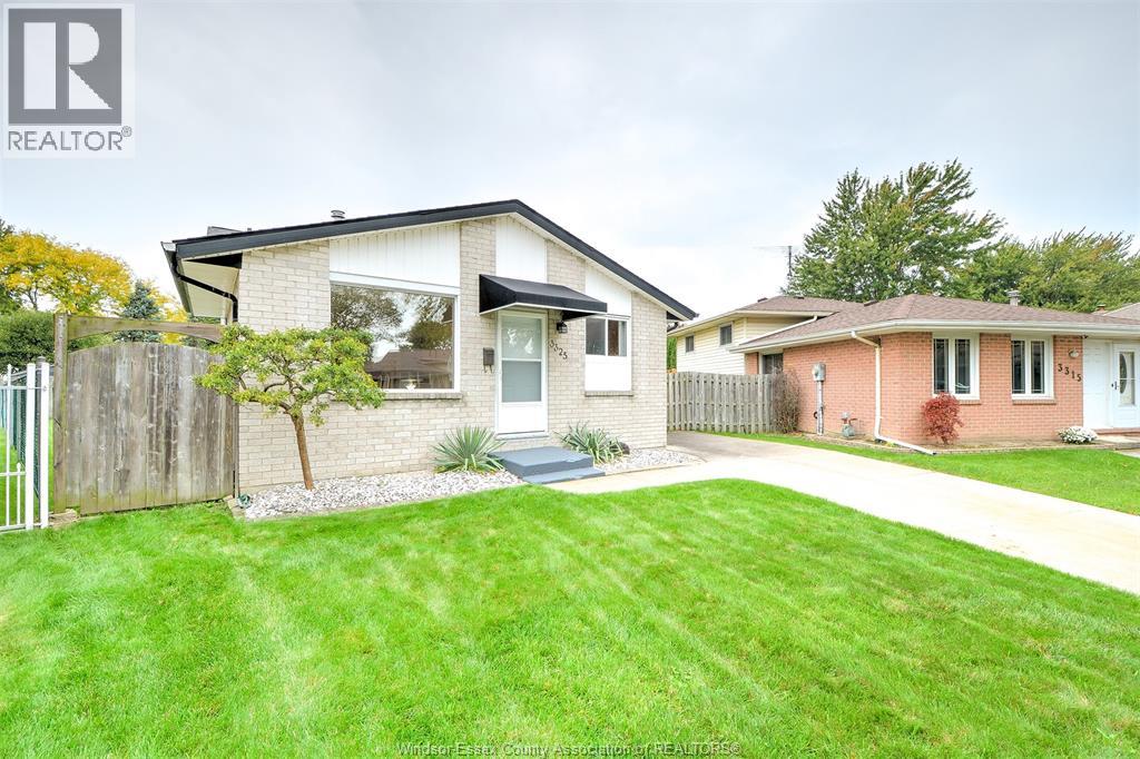 3325 Dolphin Court, Windsor, Ontario  N8R 2G7 - Photo 2 - 26024417