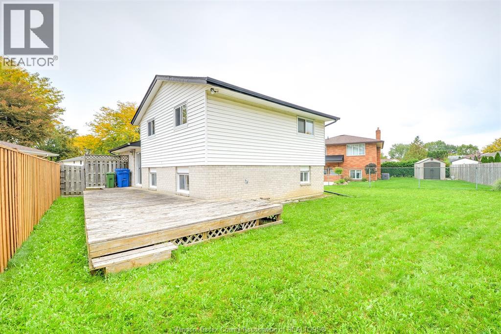 3325 Dolphin Court, Windsor, Ontario  N8R 2G7 - Photo 25 - 26024417
